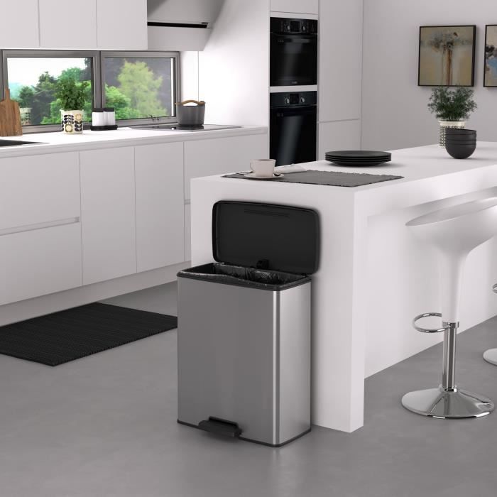 Rechthoekige prullenbak - DECO BIN - CURVER - 65L - Modern design - 49 x 29 x 61 cm - Metallic grijs